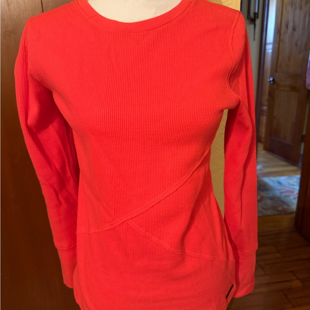 NWOT Calvin Klein Vibrant Coral Long Sleeve Waffle Thermal Top